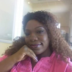 Meet your Posher, Kanisha